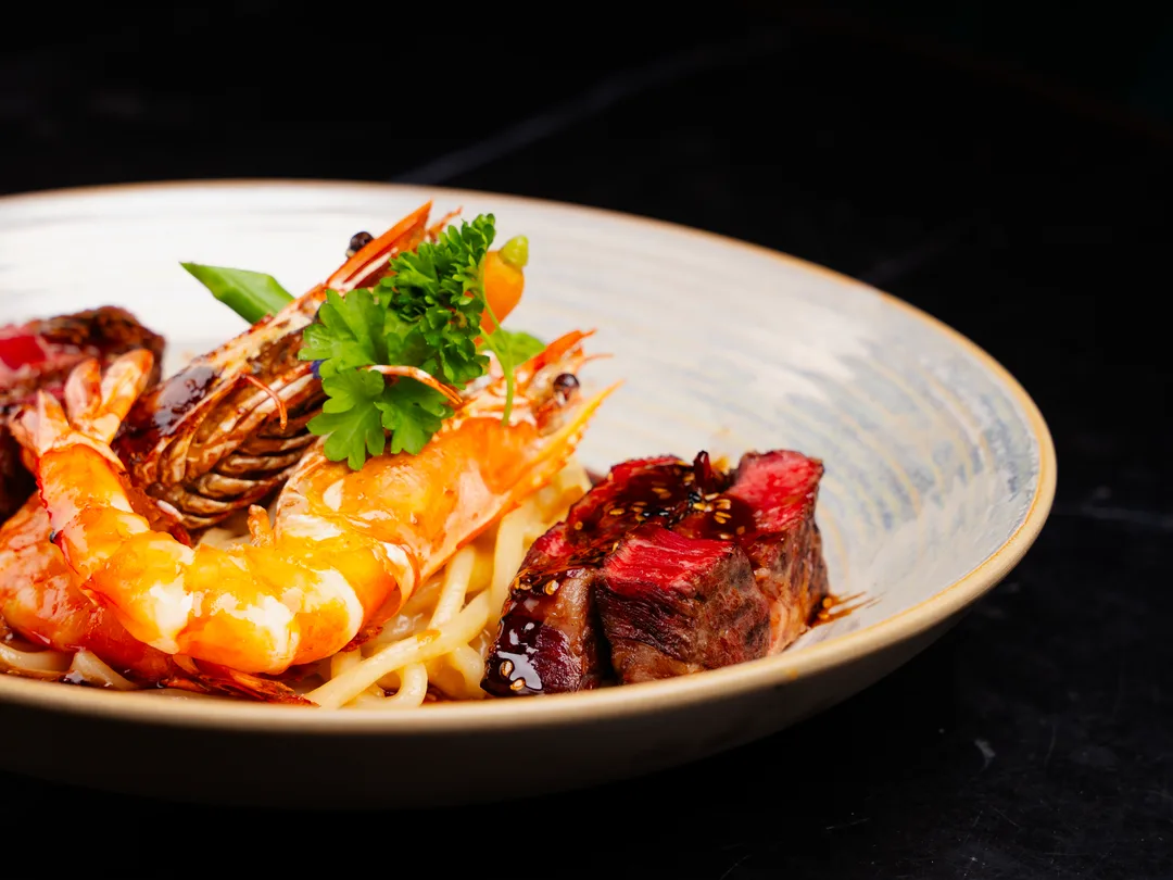 King prawns meets scallops